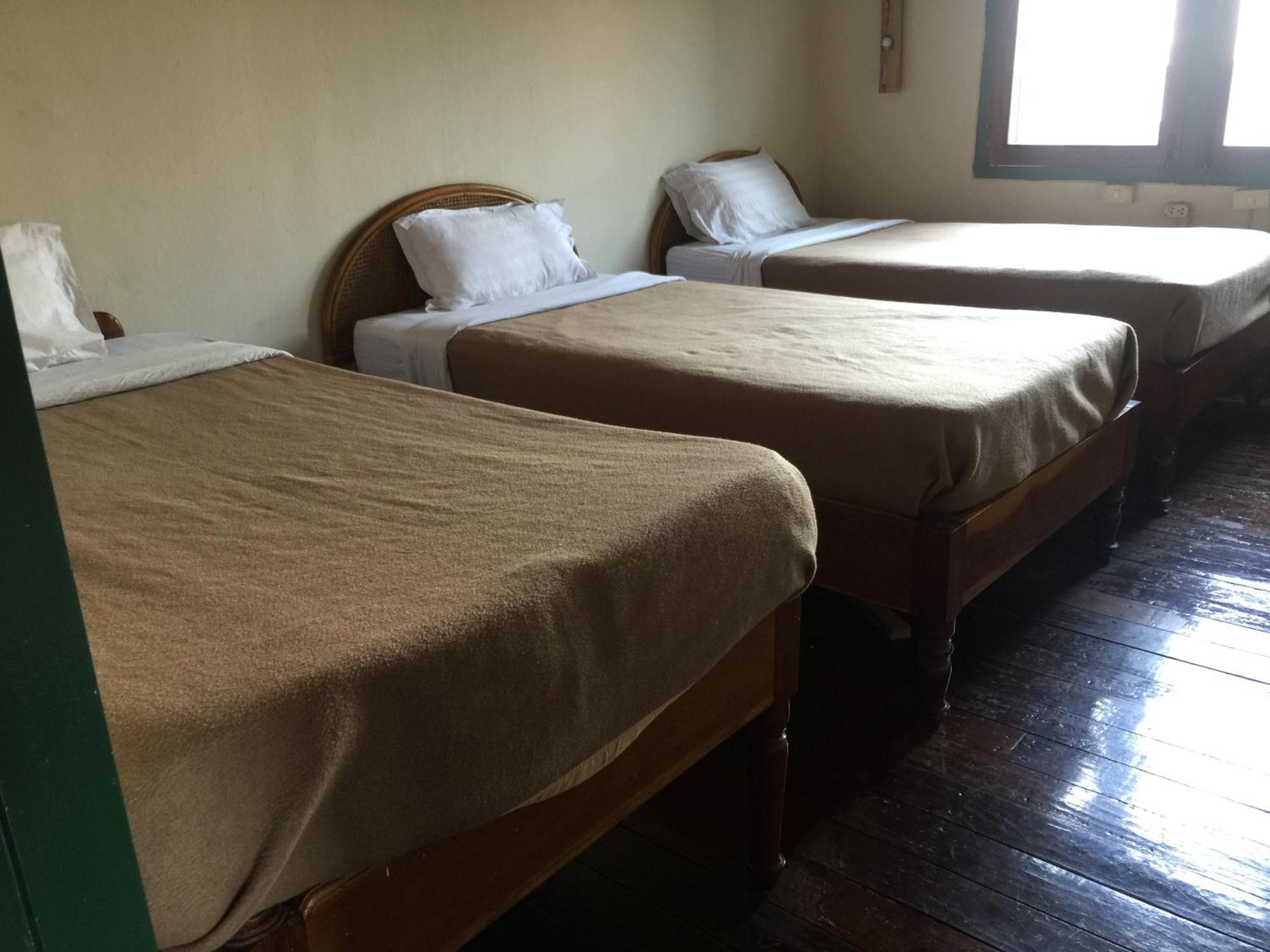 Vanvisa Guesthouse Luang Prabang Buitenkant foto